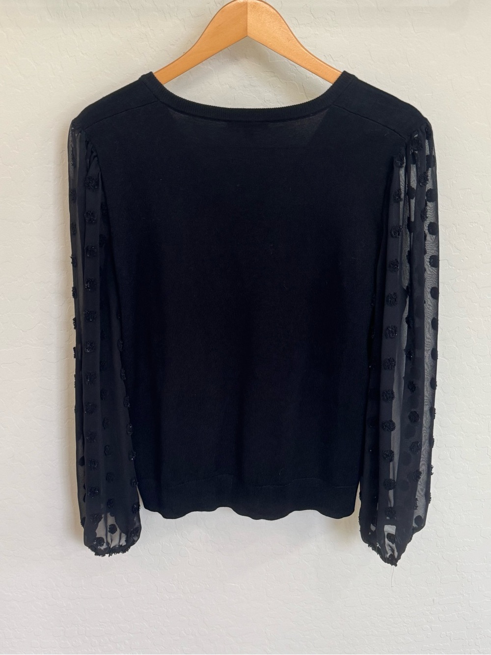 Adrianna Papell Black V-Neck Knit Top with Sheer Textured Puff Sleeves Size L - Picture 3 of 4